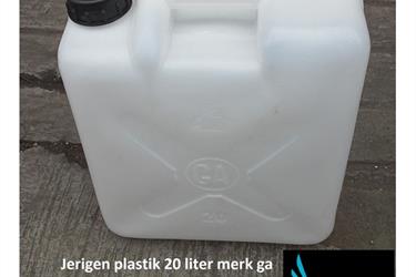 Jerigen plastik 20 liter merk ga warna putih