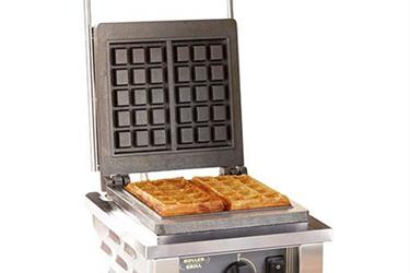 Roller Grill Single waffle iron for Belgian waffles GES 10