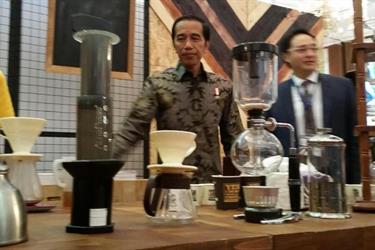 Presiden Jokowi: Konsep Waralaba Cocok di Negara Kita