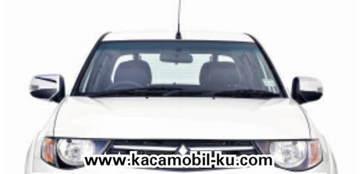 Kacamobil Mitsubishi Triton Kaca Mobil